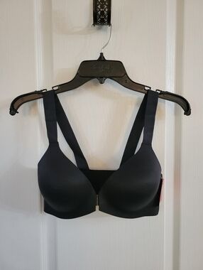 NWT SPANXsmooth Bra-llelujah! Wireless Front-Closure T-Shirt Bra 34D Very Black